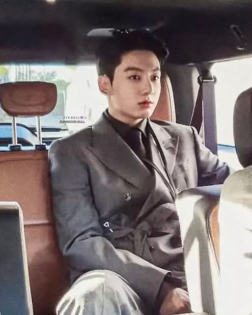 Jeon Jungkook thumbnail