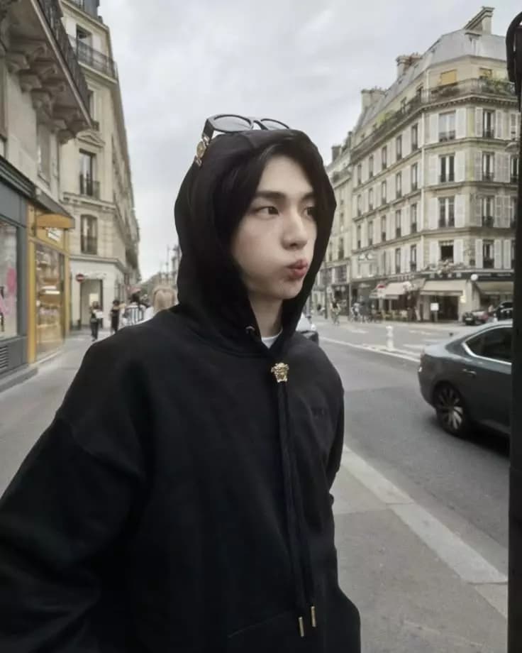 Hyunging!¡ thumbnail