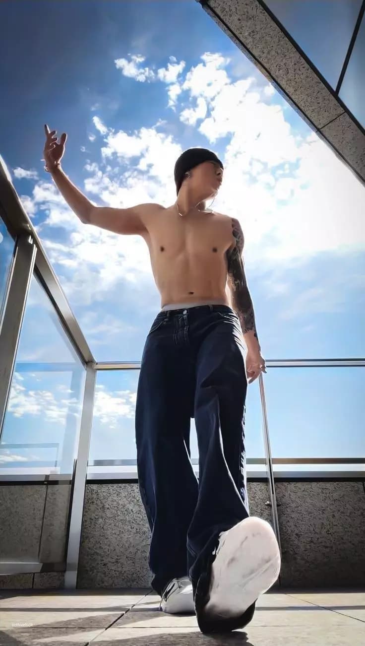 Jeon Jung-Kook thumbnail