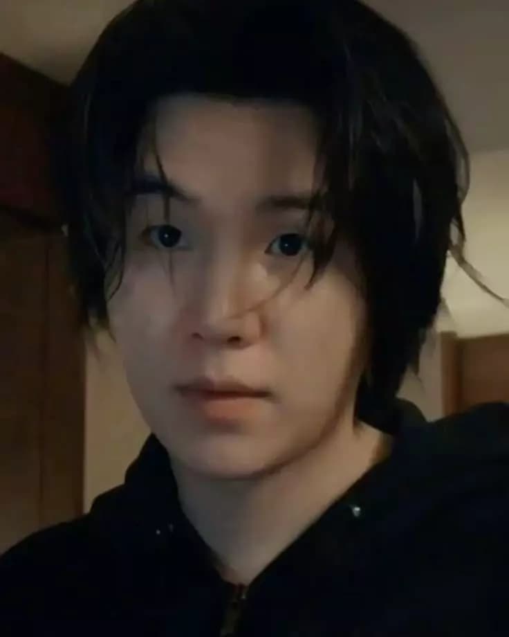 MIN YOONGI thumbnail