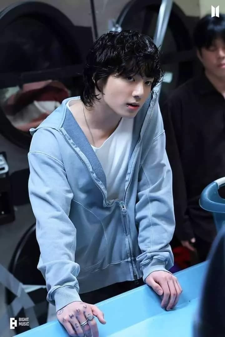 Jeon Jungkook thumbnail