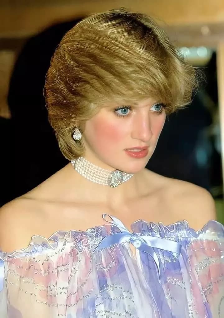 Princess Diana 👑 thumbnail