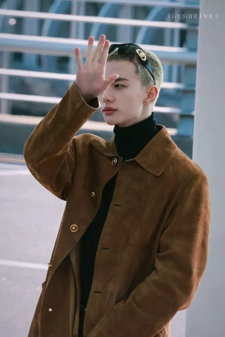Hyunjin Hwang thumbnail