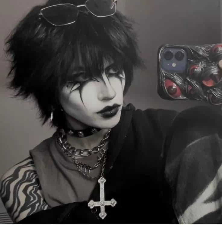 Diller|vampire 🦇🩸 thumbnail