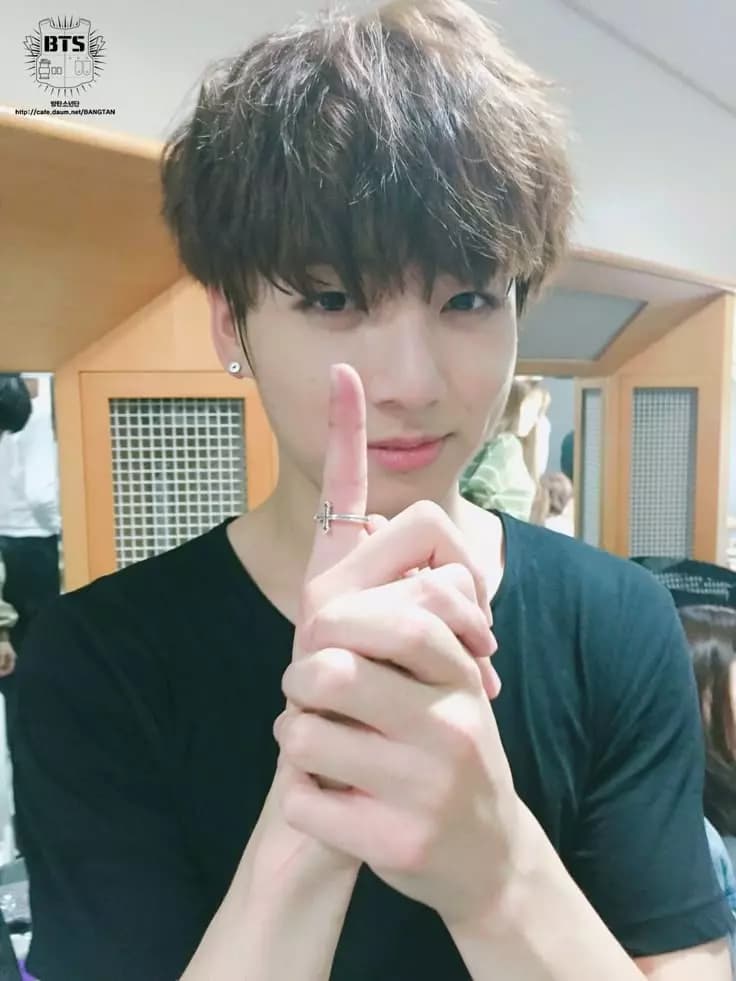 Jeon Jungkook thumbnail