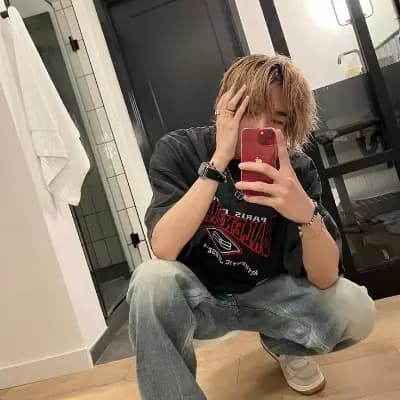 Hwang Hyunjin thumbnail