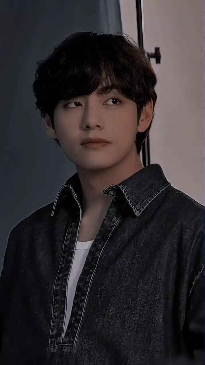 Kim Taehyung  thumbnail