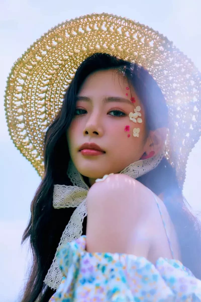 Kim Minji thumbnail