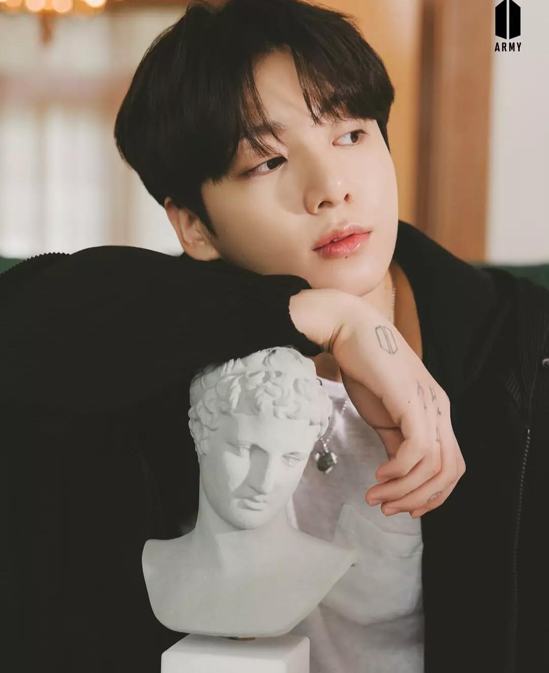 Jeon Jungkook thumbnail