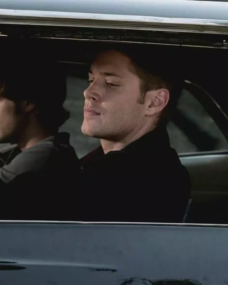 Dean Winchester  thumbnail
