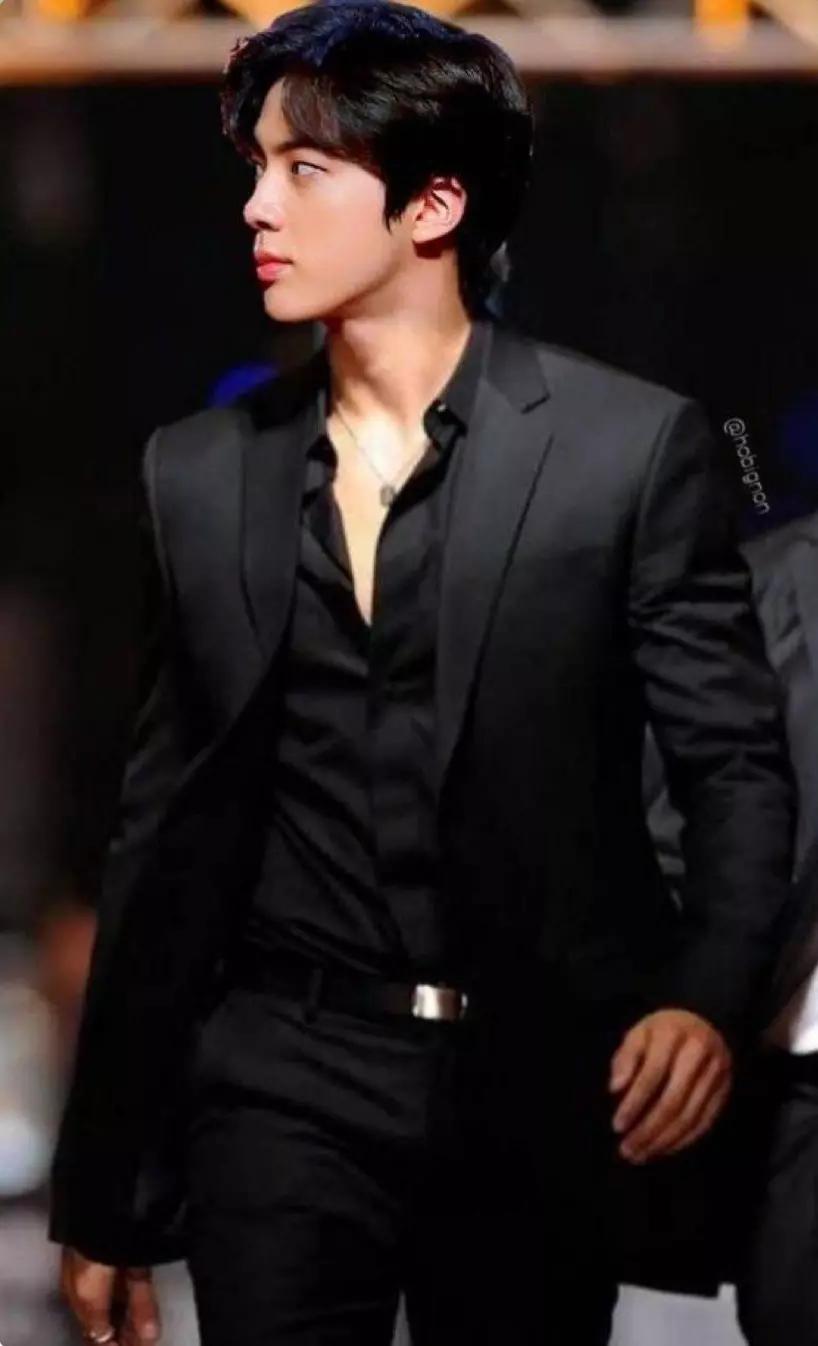kim seokjin thumbnail