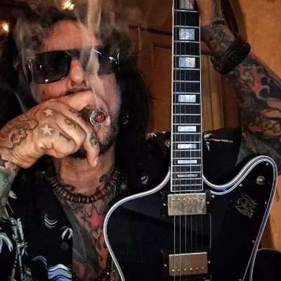 Nikki Sixx thumbnail