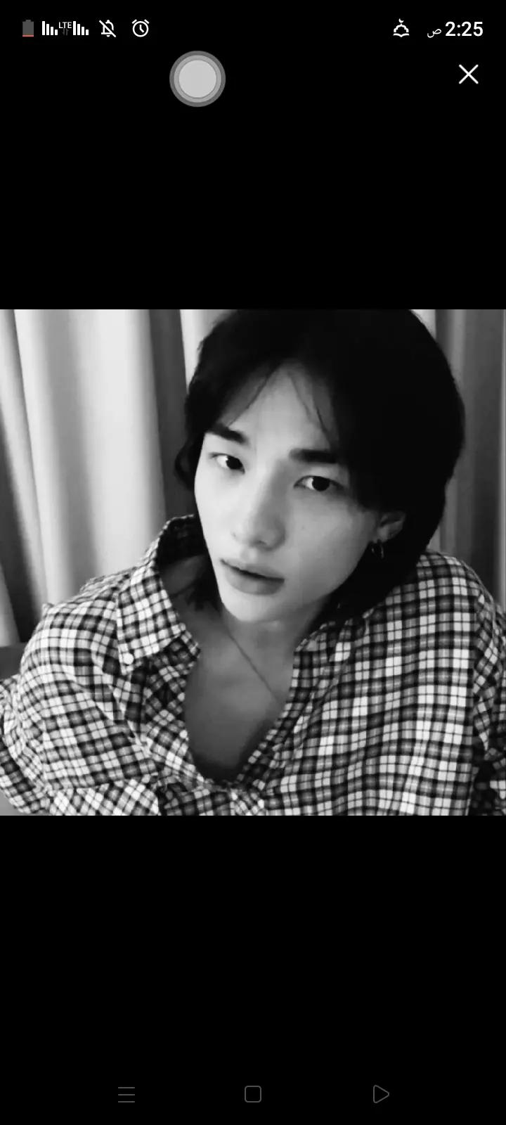 Hwang hyunjin  thumbnail