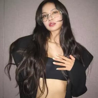 Jennie thumbnail