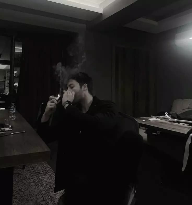 Reggie – mafia boss (broken heart) thumbnail