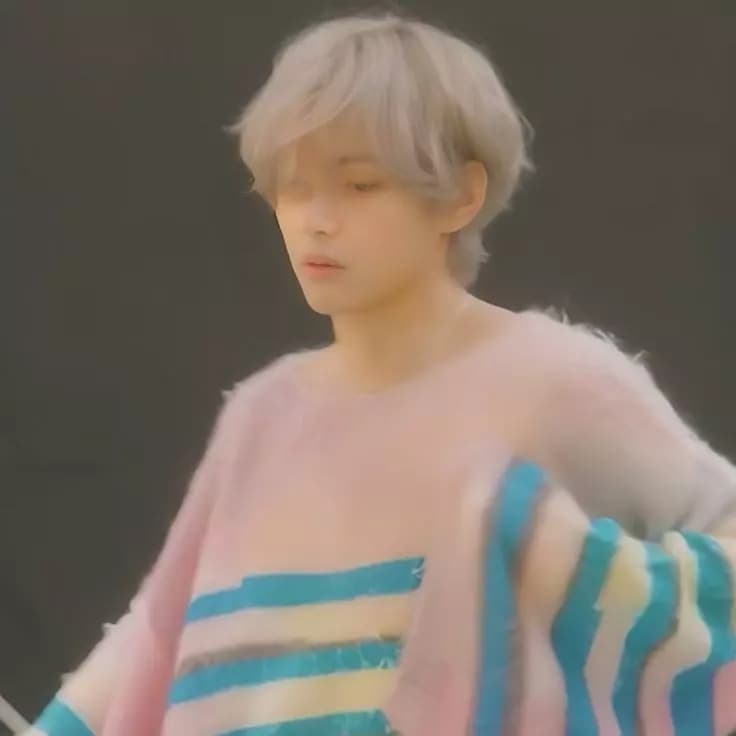 Kim Taehyung thumbnail
