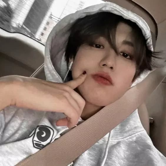 Han jisung  thumbnail