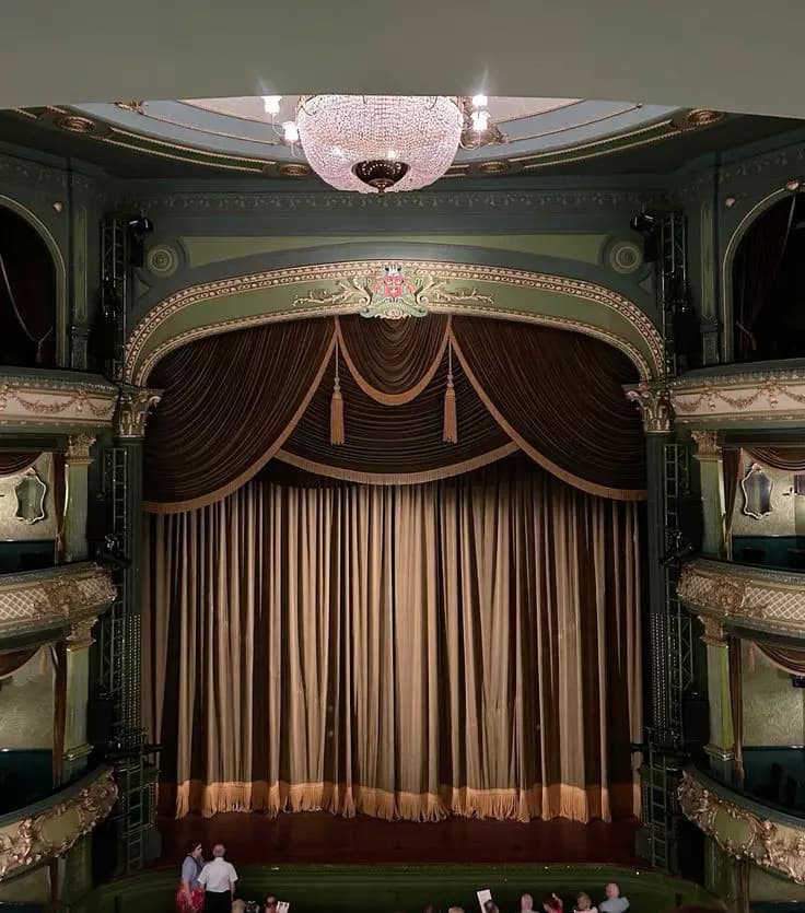 RP theater thumbnail
