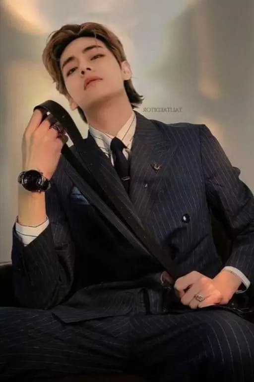 Kim Taehyung  thumbnail