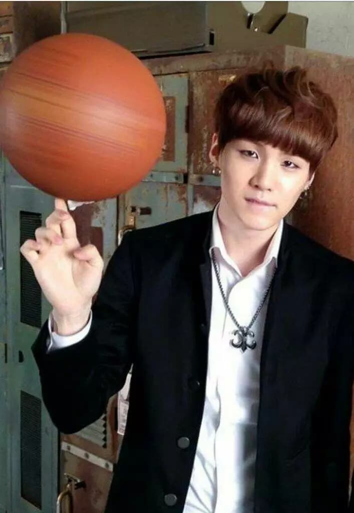Min Yoongi thumbnail