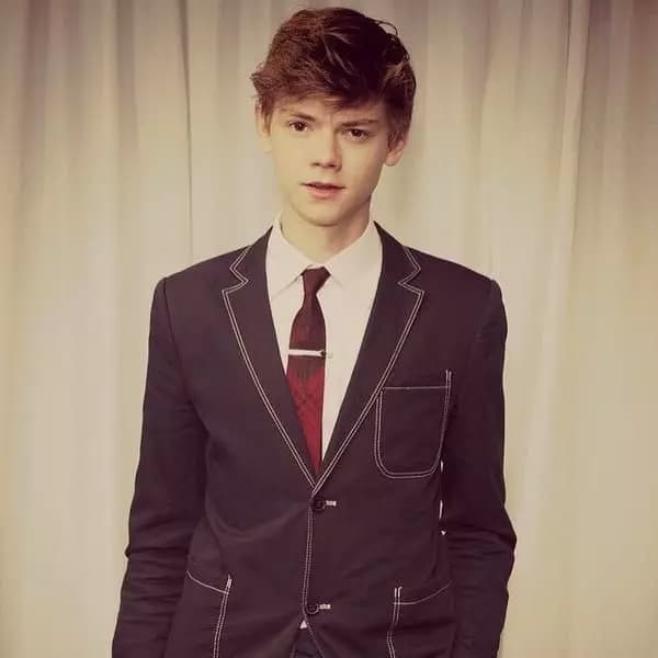Thomas Sangster thumbnail