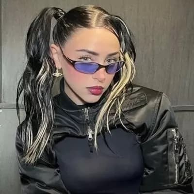 Nicki thumbnail