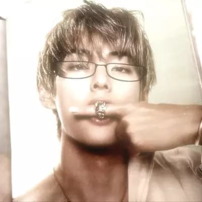 Kim Taehyung thumbnail