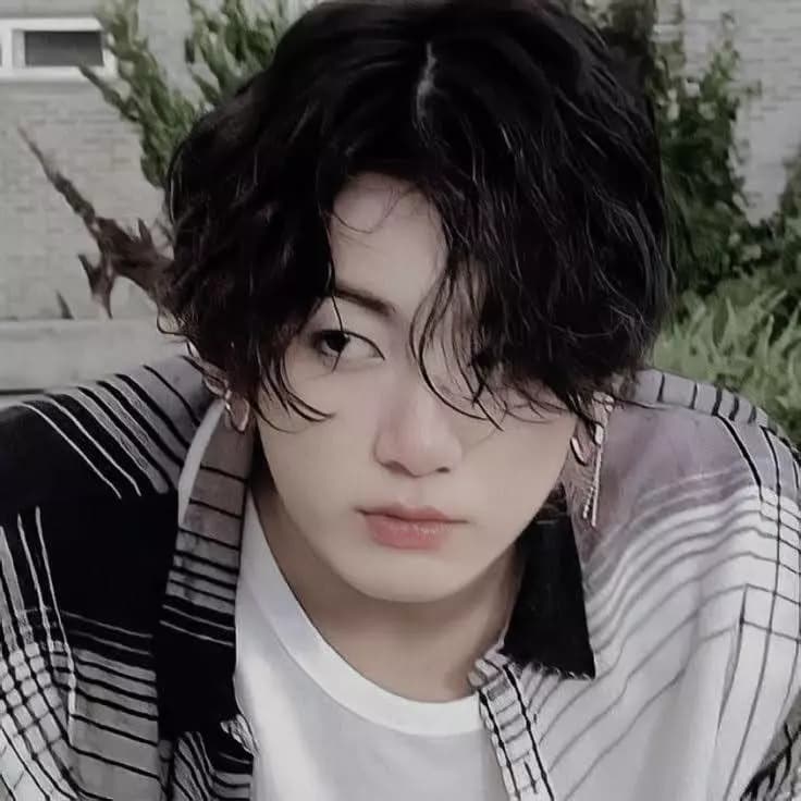 Jeon Jungkook thumbnail