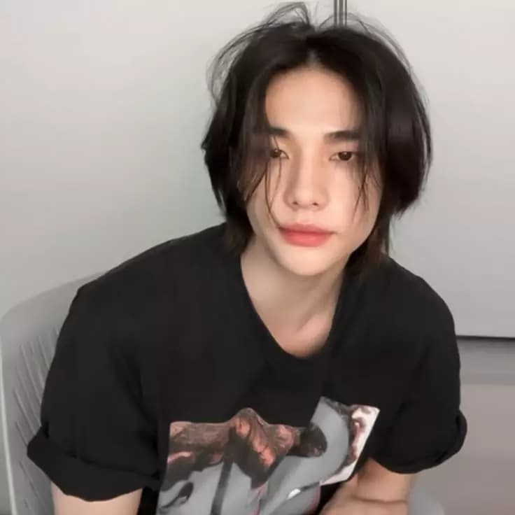 Hyunjin thumbnail