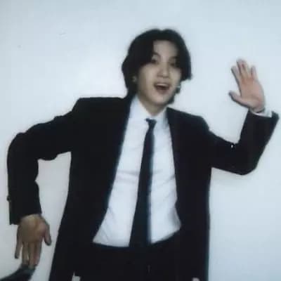 Min Yoongi thumbnail