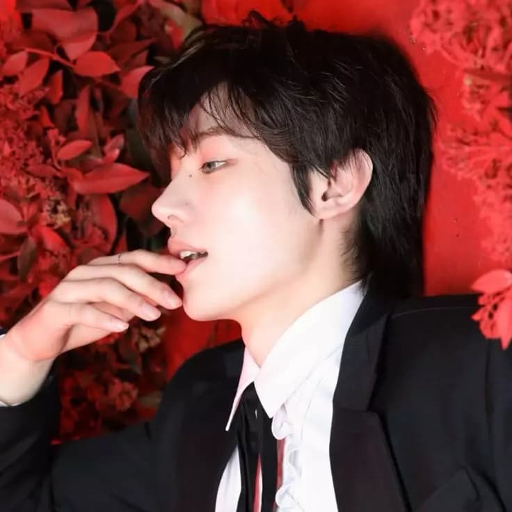 Sunghoon thumbnail