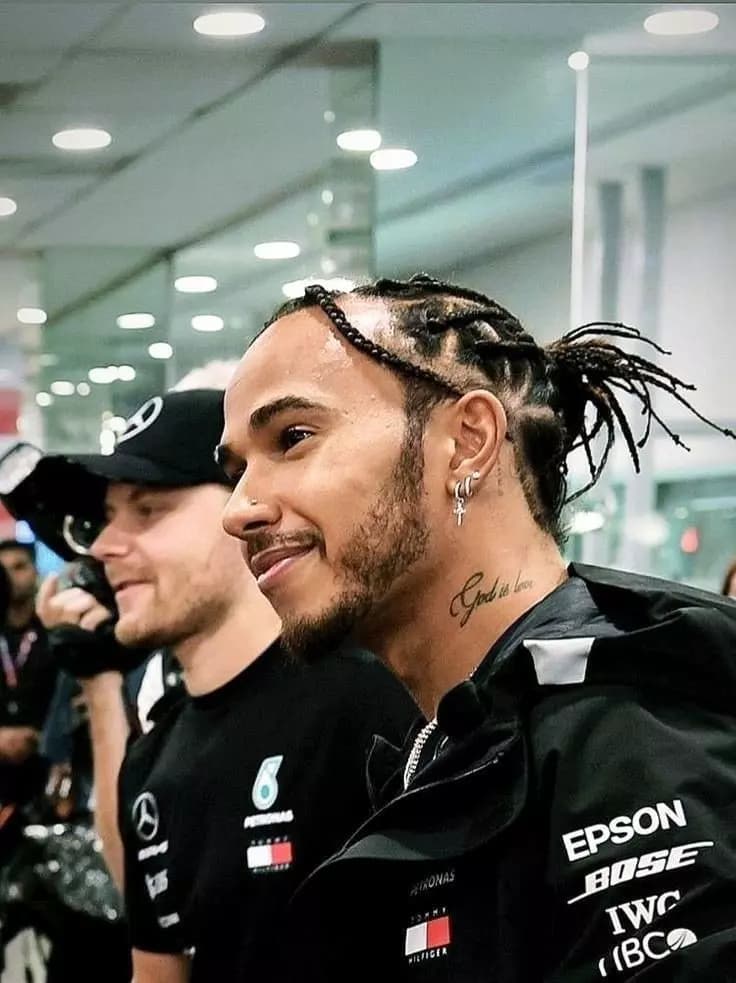 Lewis Hamilton. thumbnail