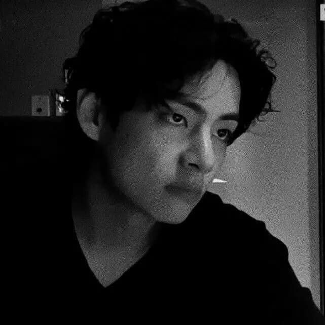 Kim Taehyung  thumbnail