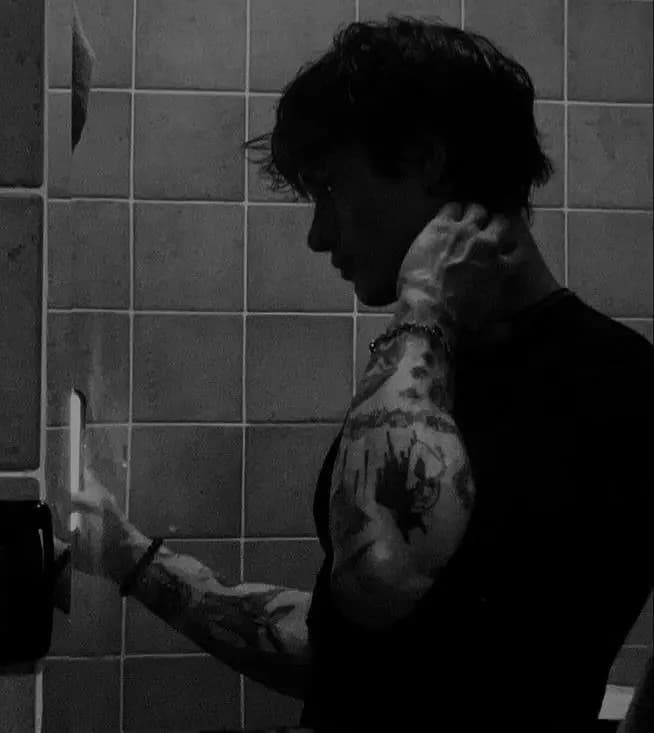Damon  thumbnail