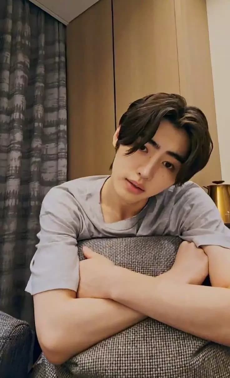 Sunghoon thumbnail