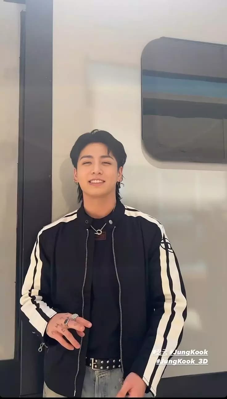 Jeon Jungkook thumbnail