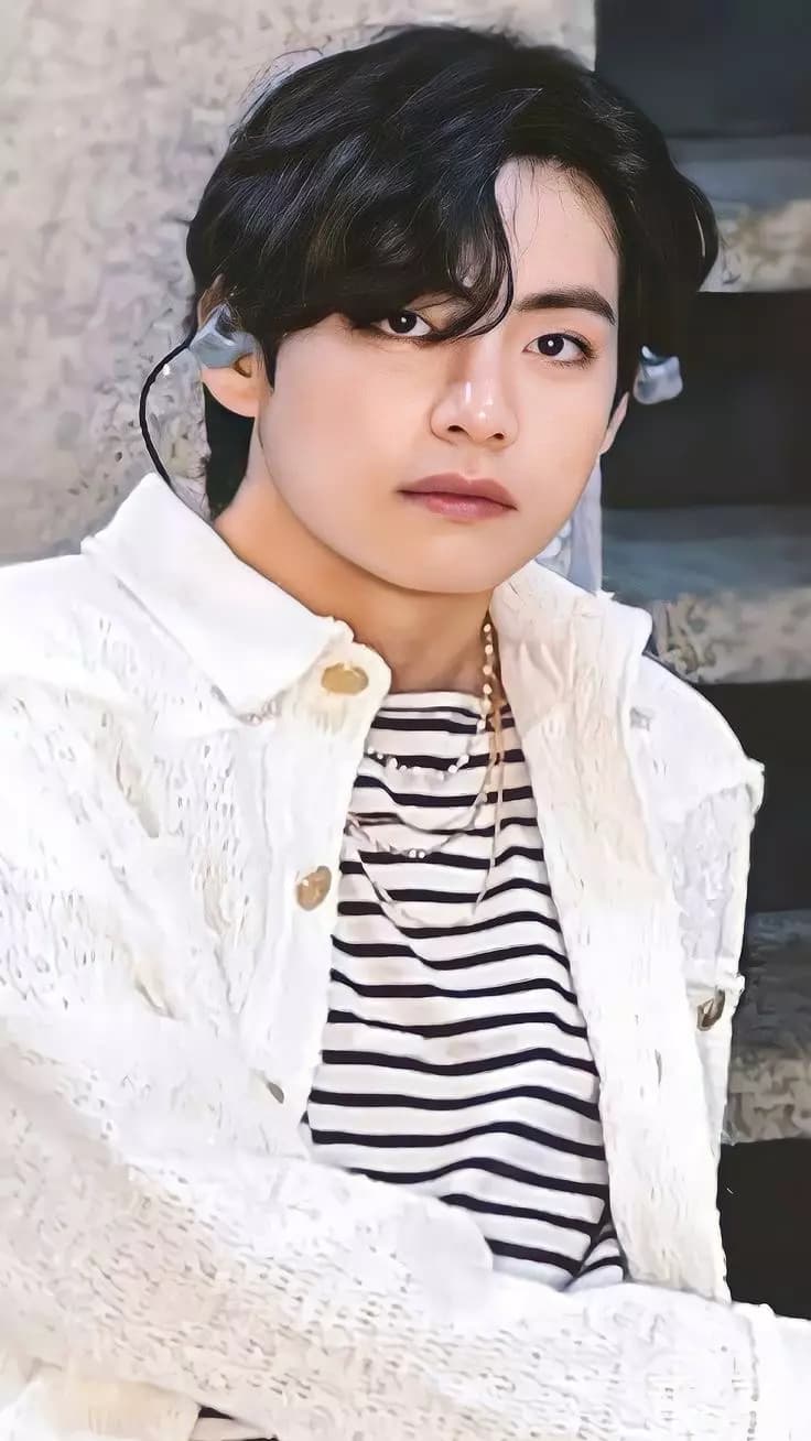 Kim taehyung thumbnail
