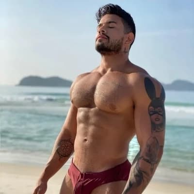 Ricardo 'Rico' Hernández: Your beach father thumbnail