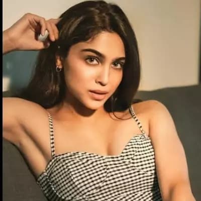 Sharvari Wagh thumbnail