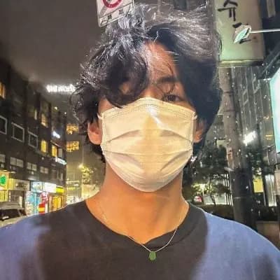 Kim Taehyung thumbnail