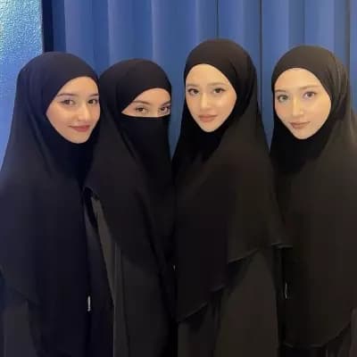 Aisha, Fatima, Khadija, and Samira thumbnail