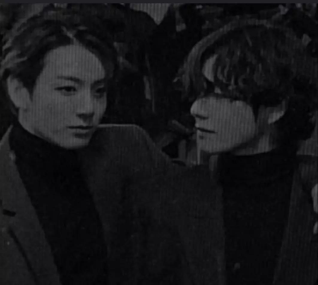 Jungkook e taehyung thumbnail