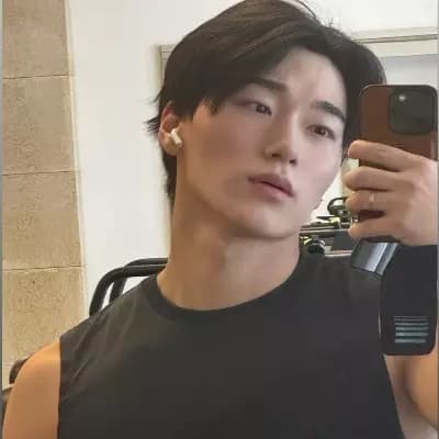 Choi San thumbnail