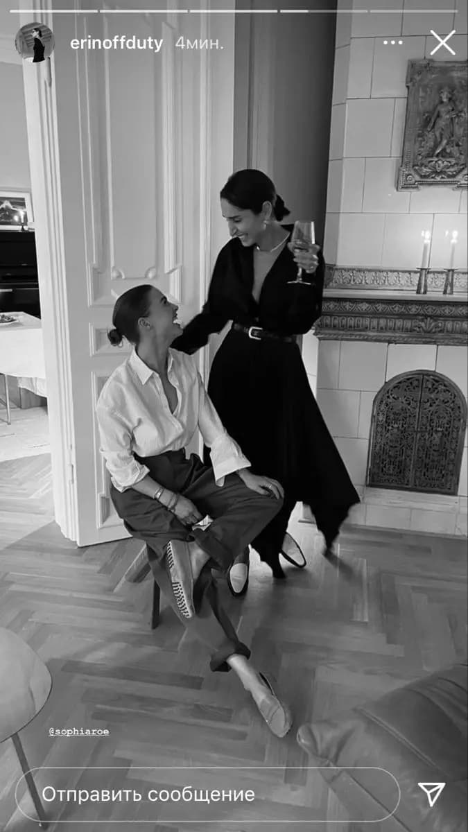 Laura and Helena Santini thumbnail