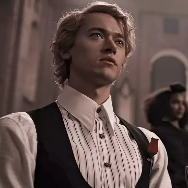 coriolanus snow thumbnail