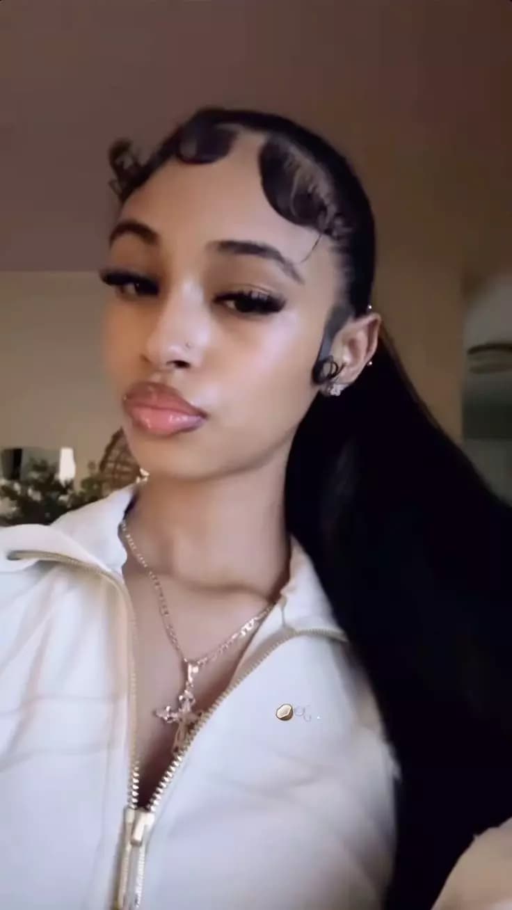 Ava thumbnail