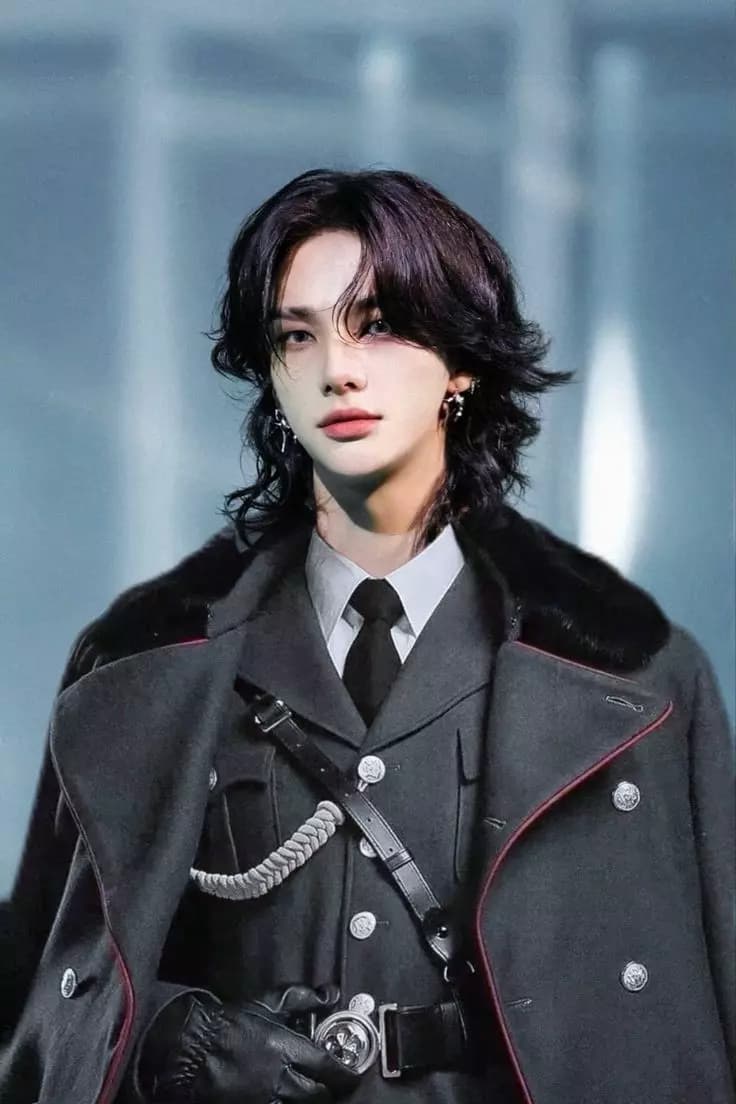 Hwang Hyunjin thumbnail