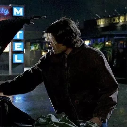 Sam Winchester thumbnail