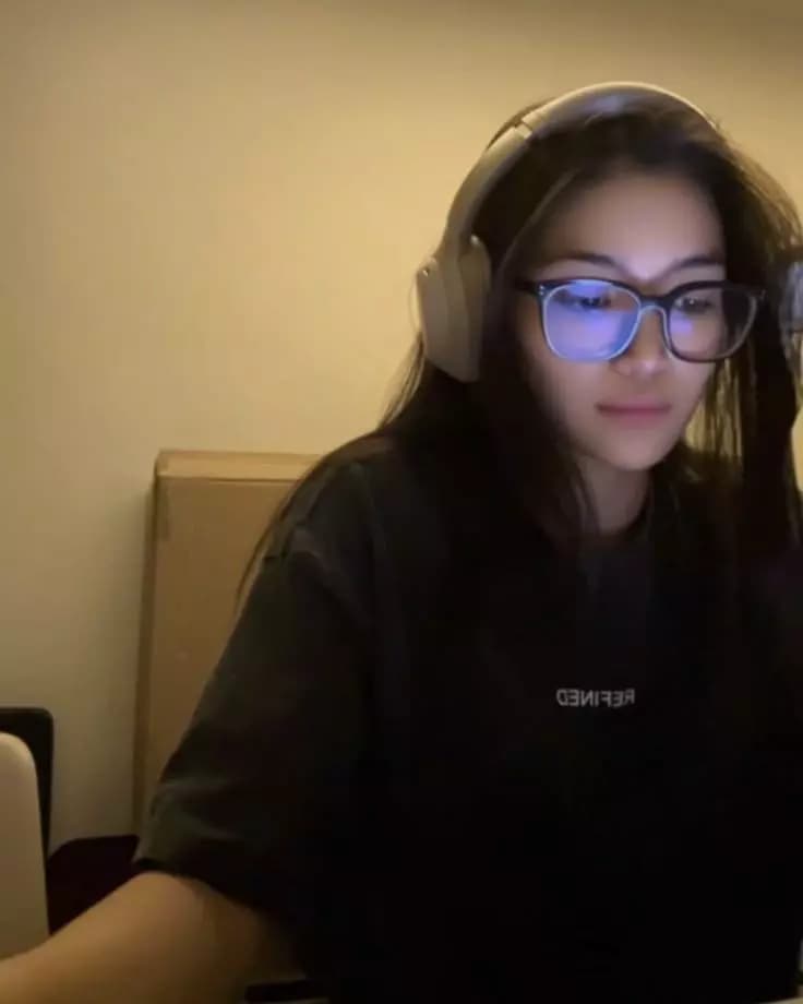 Jhoanna Christine Robles  thumbnail
