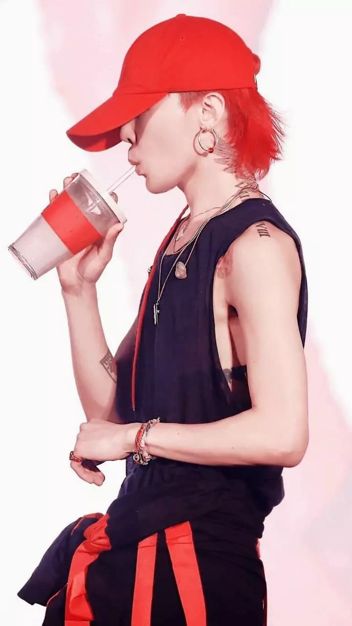 G-Dragon. thumbnail